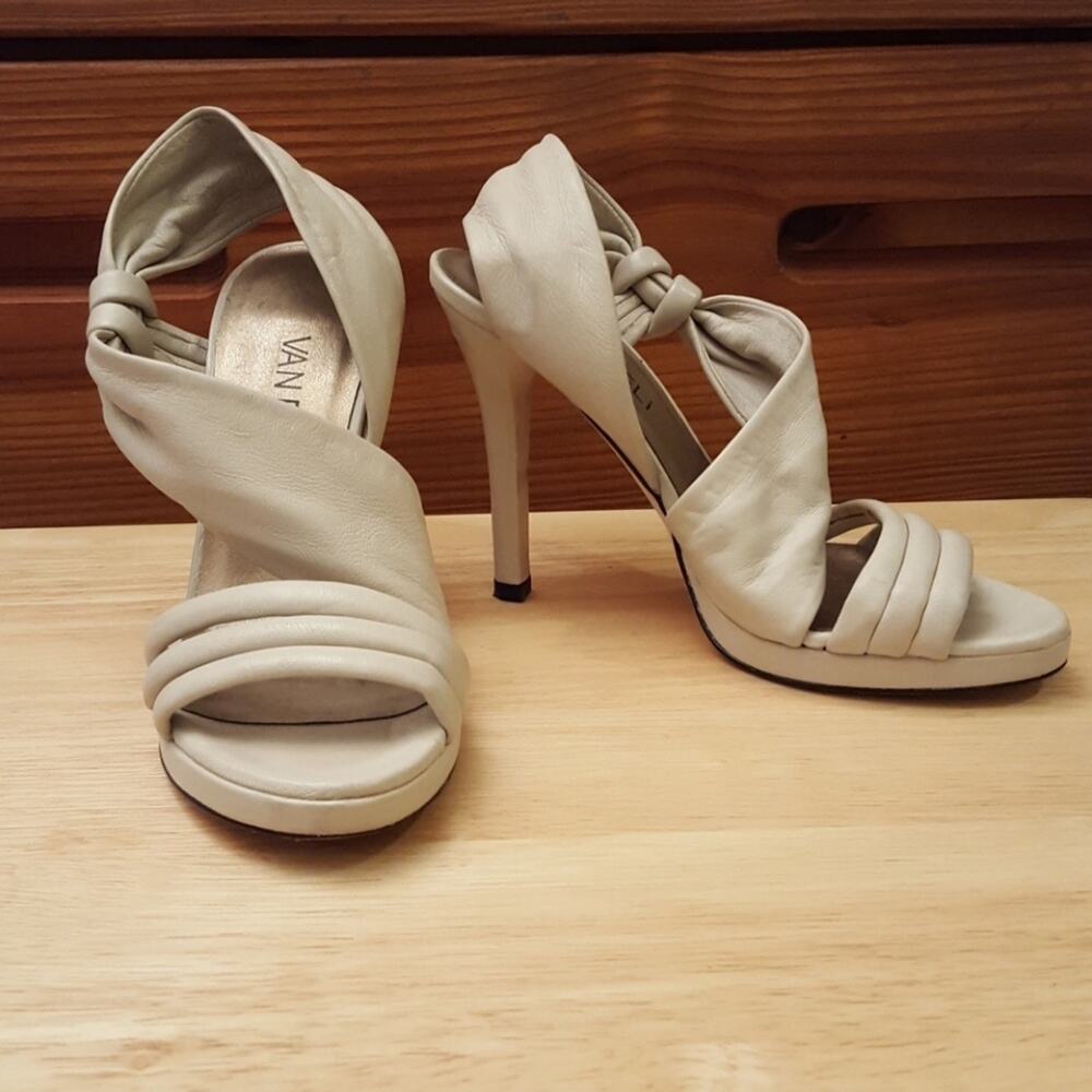 Van Eli Leather high heel Shoe - Size 5 1/2